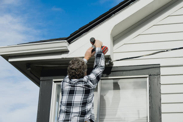 Siding Removal and Disposal in Lakes West, CT